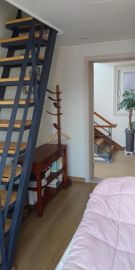 Ri-In Mokpo Guesthouse Εξωτερικό φωτογραφία
